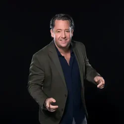 DJ Coenio inhuren boeken voor een optreden voor een scherpe prijs