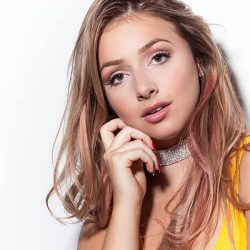 Emma Heesters