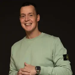 DJ Joost boeken voor een optreden voor een scherpe prijs